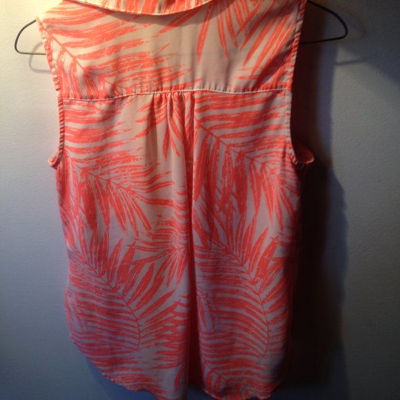dynamite sleeveless button down blouse sz. small - Picture 6 of 8